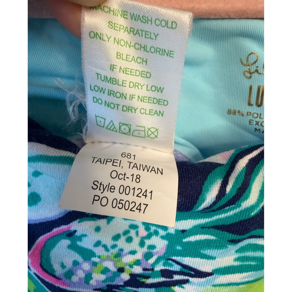 Lilly Pulitzer Luxletic Floral Crop Leggings Navy Pink Green Style 001241 Medium - Picture 4 of 5